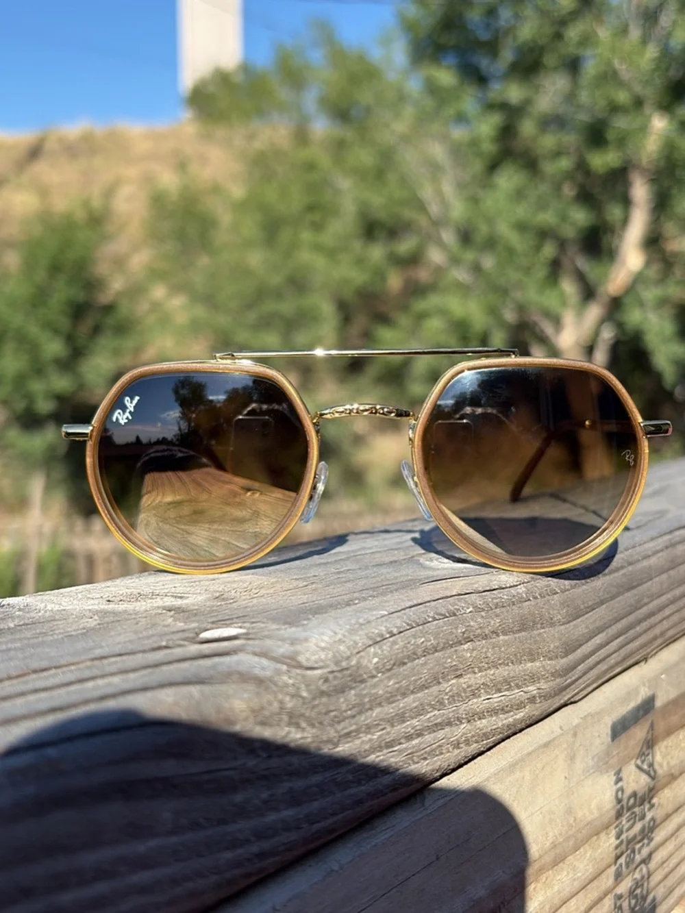 Ray-Ban Gold Frame with Brown Gradient Lenses Sunglasses